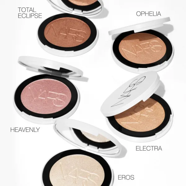 NARS Light Reflecting™ Powder Luminizer rozjasňovač plniteľný odtieň TOTAL ECLIPSE 6 g