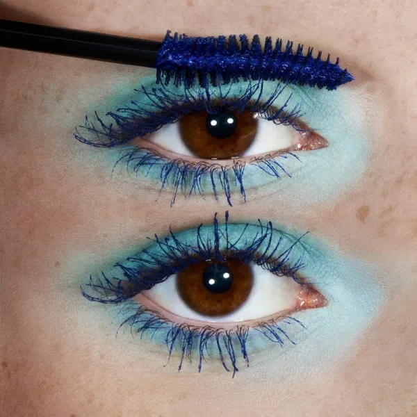 MAC Cosmetics MACStack Elevated Mascara dlhotrvajúca riasenka pre objem a natočenie mihalnic odtieň Denim Stack 12 ml