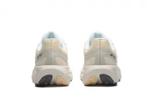 New Balance UTRN "White" (UTRNEA)