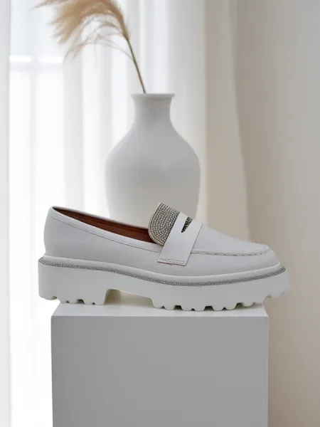 Resti Women's moccasins with rhinestones Vinness