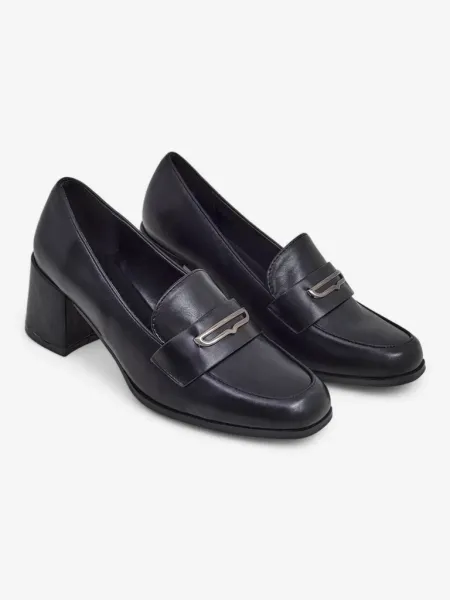 Resti Women's heeled moccasins Olline