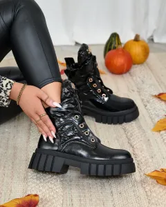 Resti Women's boots in black Selilka