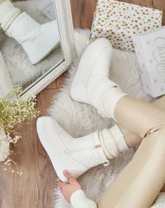 Resti White women's boots a'la snow boots Kacecica