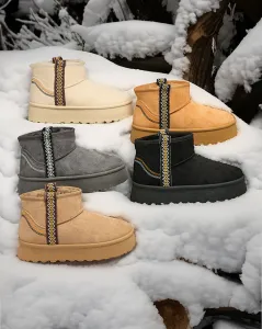 Resti Women's short boots a'la snow boots with ornament Erititta