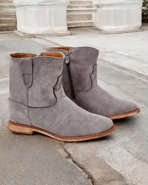Resti cowboy-style boots on a covered wedge Patorias