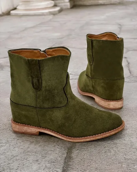 Resti Boots in cowboy style on a covered wedge heel Patorias