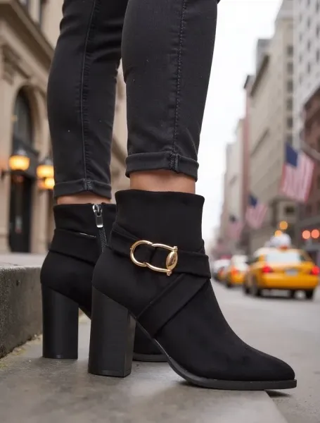 Resti Women's ankle boots on a heel Lomie