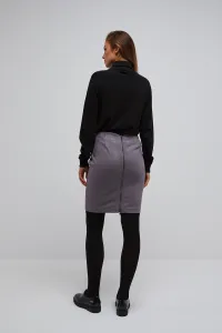 Pencil skirt with shiny thread