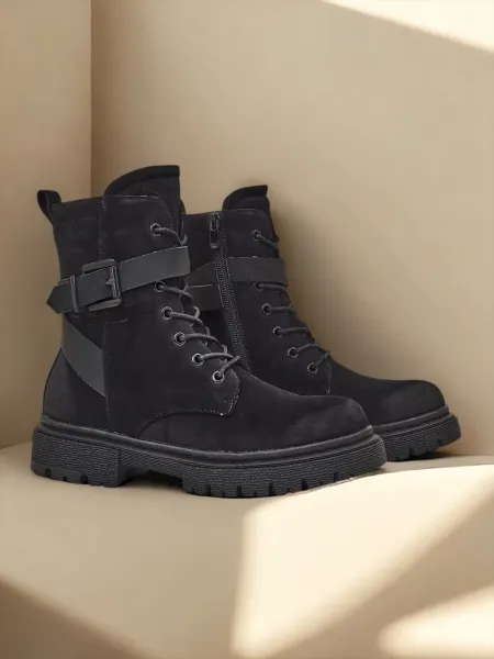 Resti Black women's worker-style ankle boots Miros