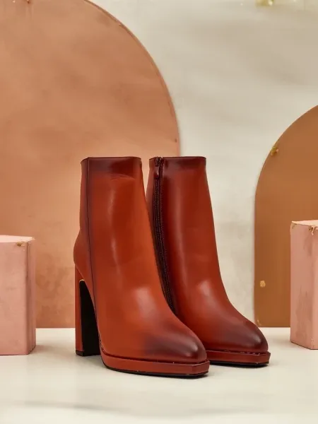 Resti Women's ankle boots with a heel Ferog