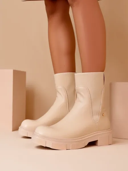 Resti Women's Ankle Boots Esior