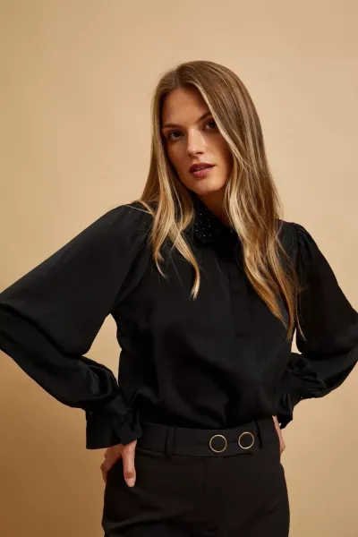 Marisse Black Shirt With Decorative Collar
