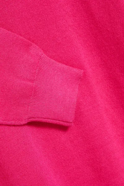 Marisse Fuchsia Turtleneck Sweater