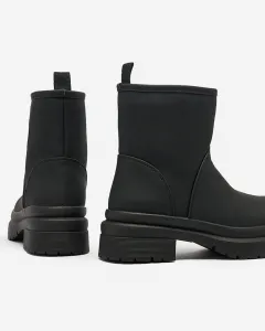 Resti Black matte women's boots with thicker sole Holeopi