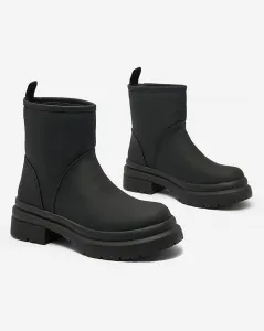 Resti Black matte women's boots with thicker sole Holeopi