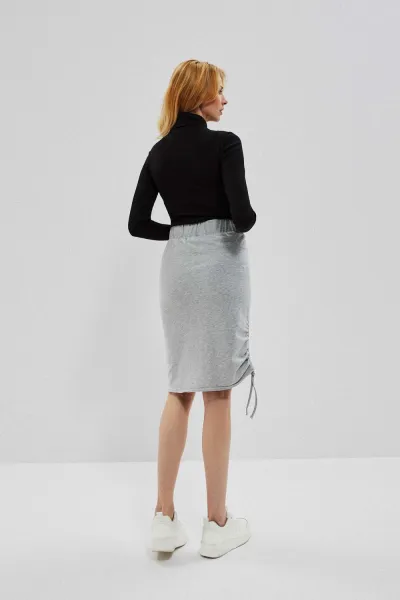 Plain skirt with ribbing - grey