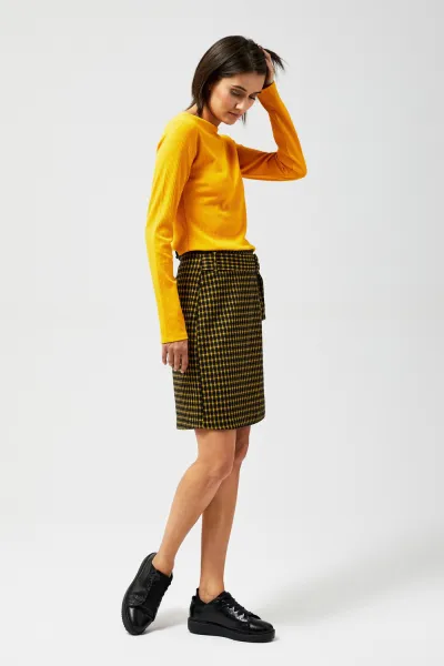 Plaid skirt with belt