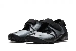 Nike Air Rift Leather Wmns "Metallic Silver and Black" (IH3656-095)