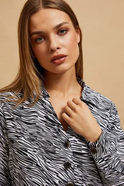Marisse Black And White V-Neck Shirt