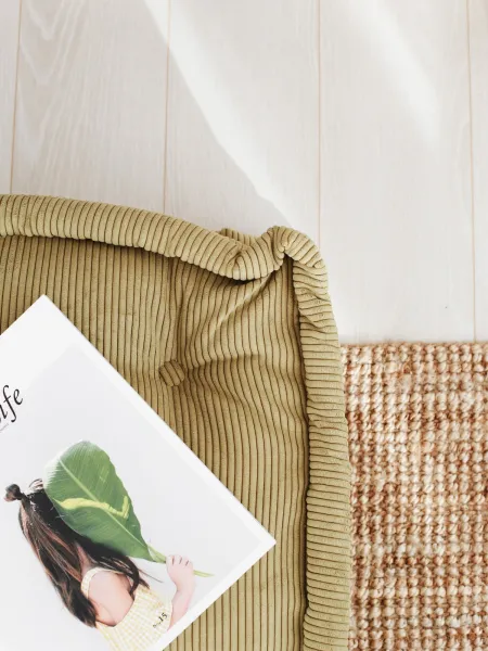 Hanah Home Vankúš na podlahu BISKUVI khaki