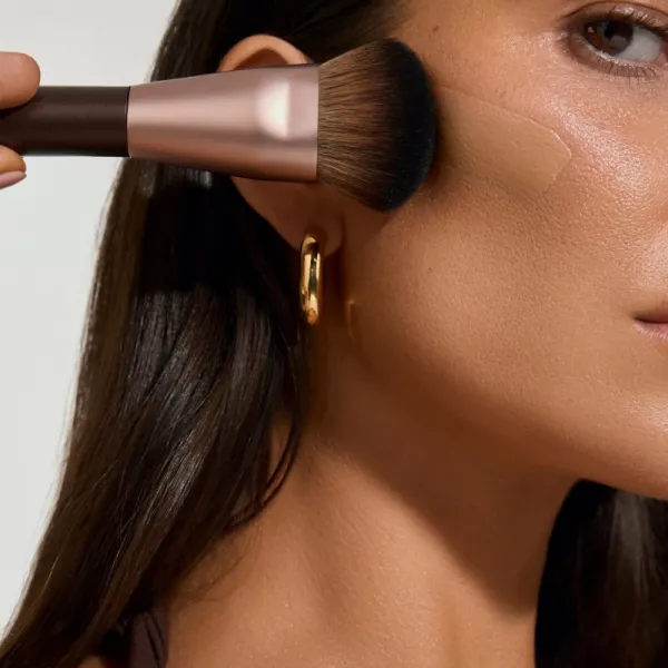 Vita Liberata Face Tanning Brush štetec na aplikáciu krémových produktov 1 ks