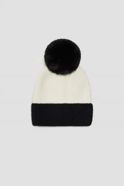 Marisse Black And White Pompom Hat