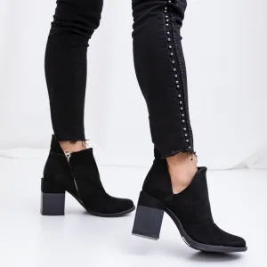 Resti Black women's boots with cutouts Plinara