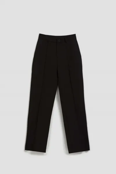 Marisse Black Pleated Trousers