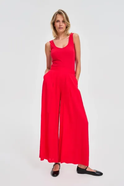 Marisse Red Ribbed Top