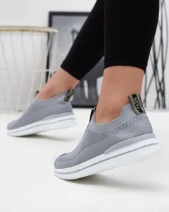 Resti Women's slip-on sports shoes with lettering in gray Cerppa- Footwear