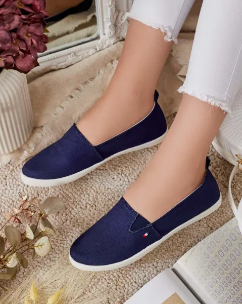 Resti Women's Peliotte Sneakers