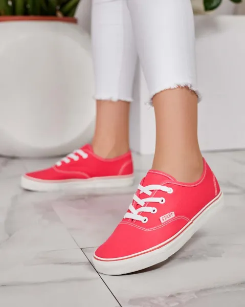 Resti Women's Lotiope Sneakers
