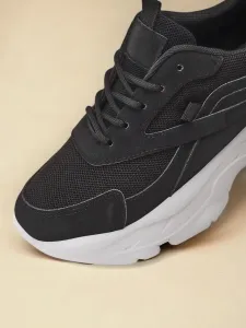 Resti Women's sports sneakers on a platform Gerovis