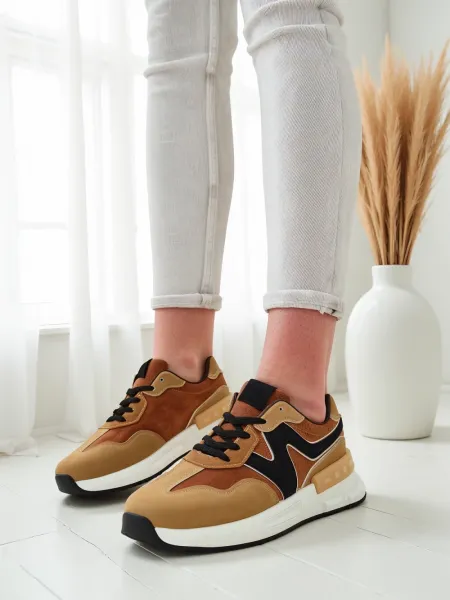 Resti Women's sporty sneakers Nallae