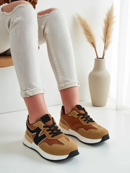 Resti Women's sporty sneakers Nallae