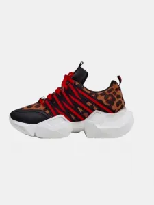 Resti Women's sporty sneakers with a thicker sole Ivvert