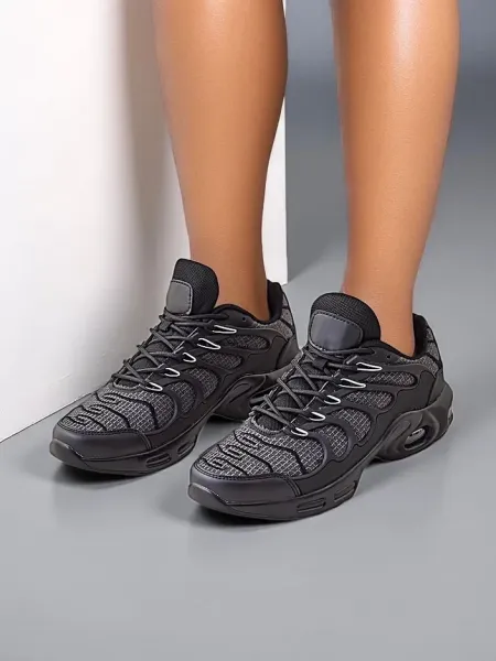 Resti Women's sporty sneakers Dihnan