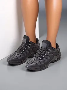 Resti Women's sporty sneakers Dihnan