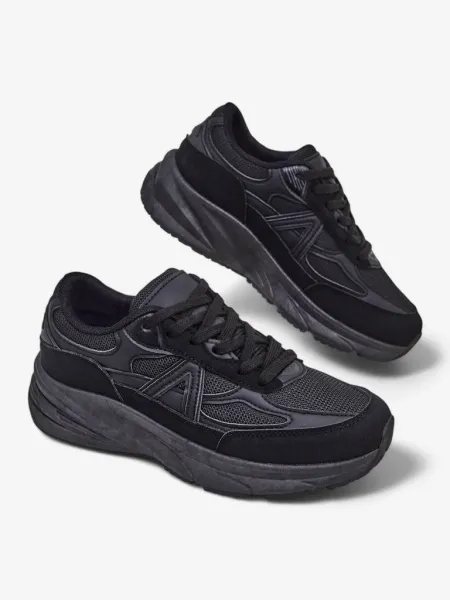 Resti Women's sport sneakers on a thicker sole Moderax