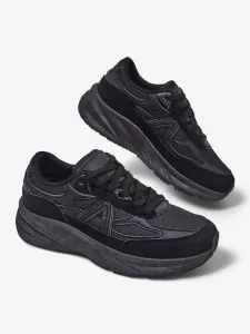 Resti Women's sport sneakers on a thicker sole Moderax