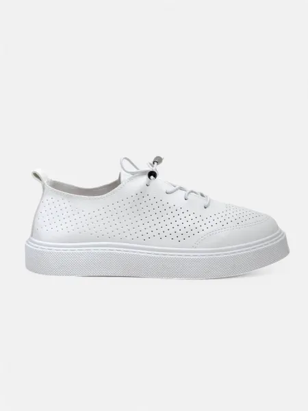 Resti Women's perforated laced sports shoes Vaned