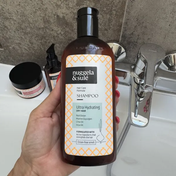 Hydratačný šampón na suché vlasy  Nuggela & Sulé 250ml