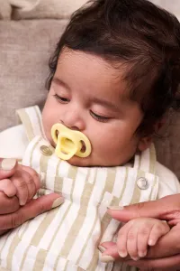 Tommee Tippee Ultra Light Stay Put 0-6 m cumlík Boy 4 ks
