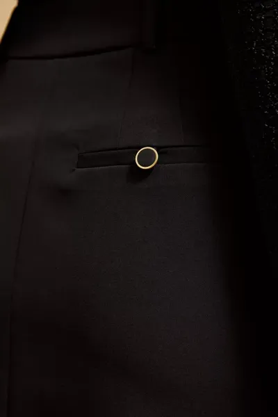 Elegantná midi sukňa