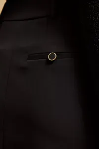 Elegantná midi sukňa