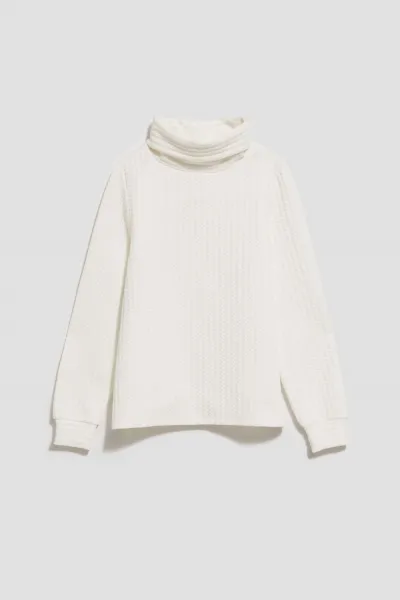 Sweatshirt with a wide turtleneck