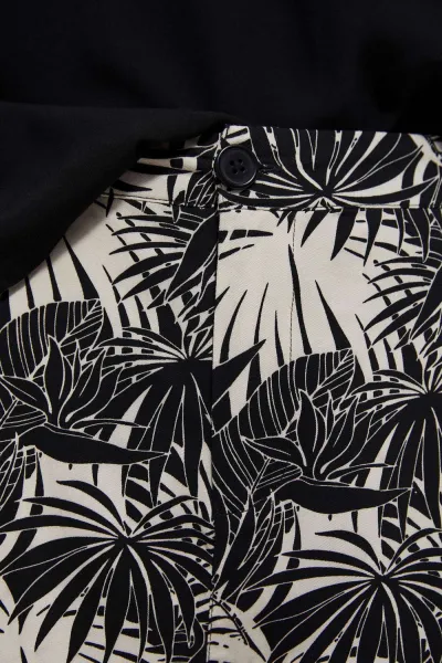 Marisse Tropical Print Shorts L-Sh-3725 Black