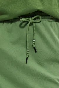 Zelená sukňa s vreckami