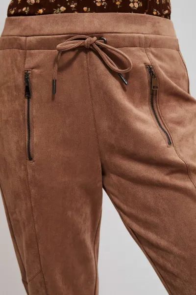 Tepláky s vreckami na zips
