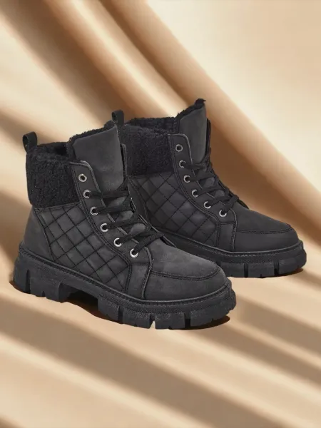 Resti Black women's insulated trapper boots Hogenaf